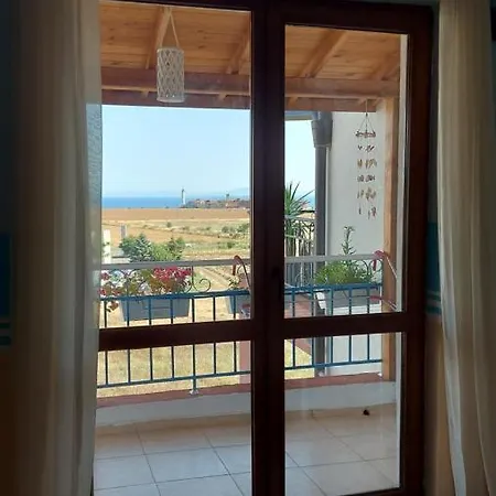 Апартамент Coco Coworking & Coliving Ахелой