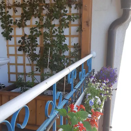 Coco Coworking & Coliving Апартамент *