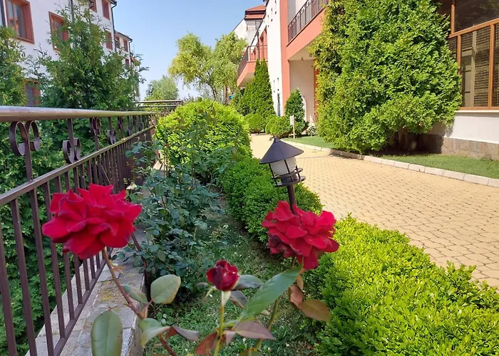 Coco Coworking & Coliving Διαμέρισμα Aheloy